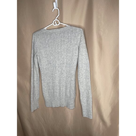 Women’s Gray  If It Were Me Sweater 54% nylon 40% angora 6% lamb’s wool Size M - Picture 3 of 7